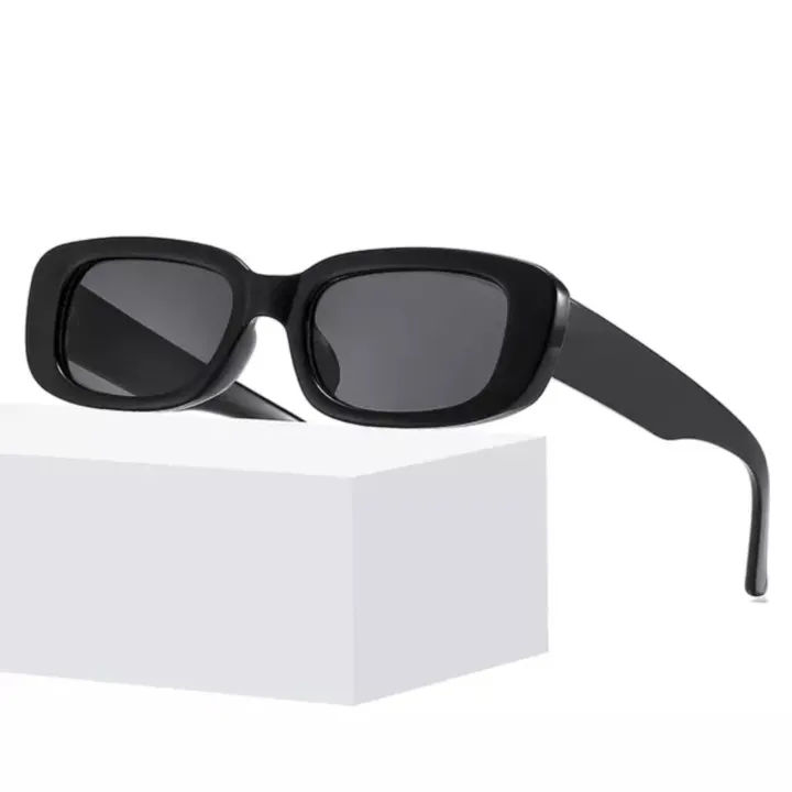 ZOO Shades Retro Rectangle Sunglasses – 90s Vintage Black Frame, Unisex Polycarbonate Eyewear for Men & Women